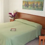 Szálloda Pineta San Menaio