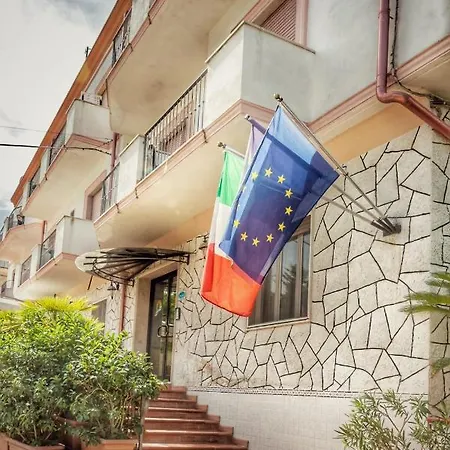 Pineta Otel Vico Del Gargano