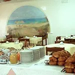 Pineta Szálloda San Menaio
