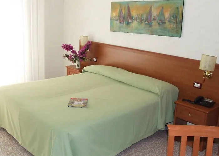 فندق Pineta فيكو دل غراغانو